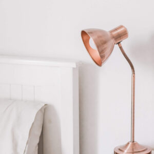 Metallic sidetable lamp